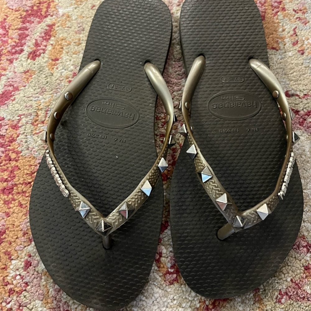 Studded Havaianas